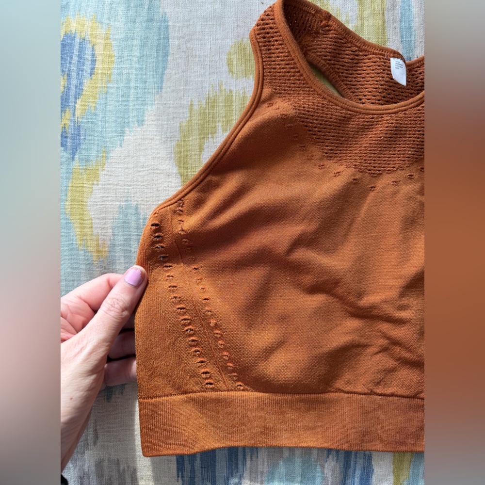Target Golden Bronze Seamless Sports Bra - Size Large - Picture 2 of 4